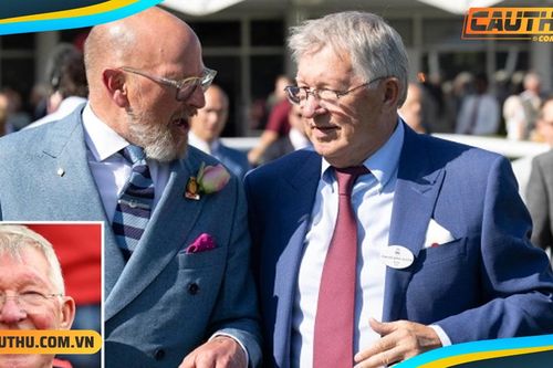 Sir Alex trở lại nắm quyền tại MU, sát cánh cùng Ten Hag xây đế chế