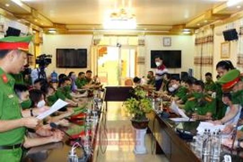 Khởi tố 3 nhân viên CDC Nam Định liên quan đến Việt Á