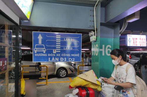 Sân bay Tân Sơn Nhất thông thoáng bất ngờ ngày cuối tuần