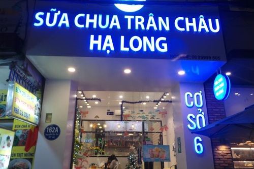 Từ ghế nhựa vỉa hè lên chiếm kệ siêu thị, rạp chiếu phim