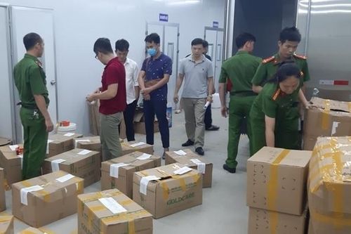Phê chuẩn khởi tố thêm 1 bị can trong vụ sản xuất thực phẩm chức năng giả