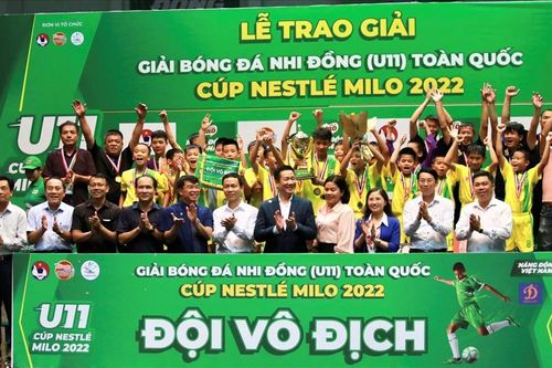 SLNA vô địch Giải Bóng đá Nhi đồng toàn quốc