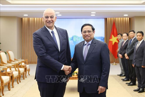 Thủ tướng Phạm Minh Chính tiếp Bộ trưởng Ngoại giao Hy Lạp Nikolaos Dendias