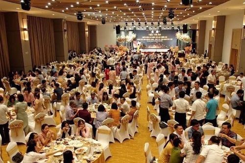 Những bữa tiệc chia tay Giám đốc CDC Quảng Ninh nghỉ hưu gây xôn xao