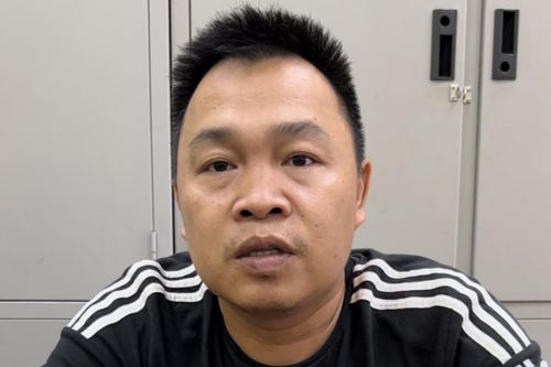 Tài xế taxi mua heroin cho vào ống hút nhựa rồi đi 'ship' cho khách