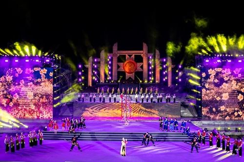 Sự kiện 'Hòa Bình – Thanh âm xứ Mường' kể câu chuyện văn hóa bản địa đặc sắc, thu hút 4 vạn khán giả
