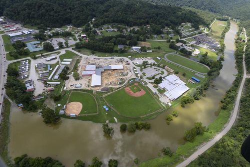 Lũ lụt không ngừng tại Kentucky, thêm nhiều thi thể được phát hiện