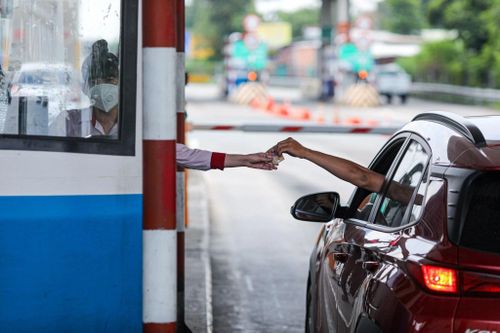 So sánh công nghệ thu phí không dừng tại Việt Nam và Singapore