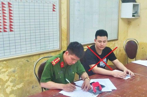 Giải cứu, đưa đối tượng bị truy nã ở nước ngoài về đầu thú