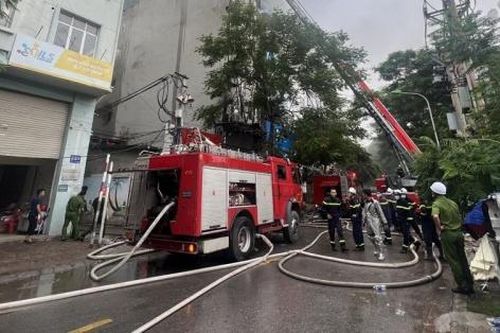 Thành ủy Hà Nội chỉ đạo làm rõ nguyên nhân vụ cháy tại Cầu Giấy