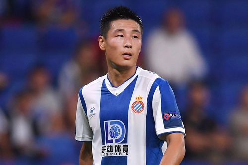 Mất chỗ ở Espanyol, cầu thủ hay nhất Trung Quốc lặng lẽ hồi hương