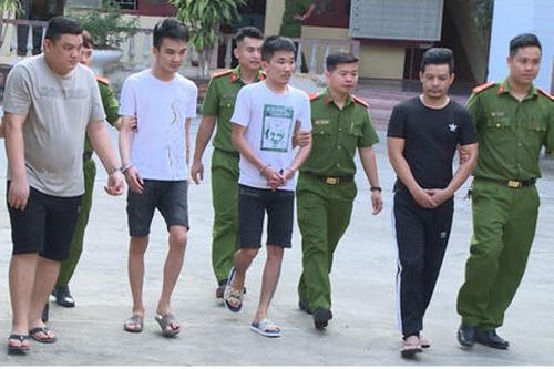 Thủ đoạn của nhóm 'hack' tài khoản ngân hàng, chiếm đoạt hơn 5 tỷ đồng