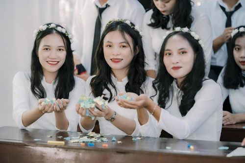Nữ sinh đạt 29,5/30 điểm với niềm đam mê Lịch sử trúng tuyển NV1 ngành Quan hệ Quốc tế, ĐH Duy Tân