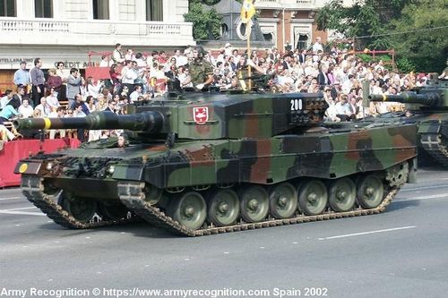 Tây Ban Nha từ chối chuyển xe tăng cho Ukraine, Mỹ trừng phạt 'thung lũng silicon' Nga