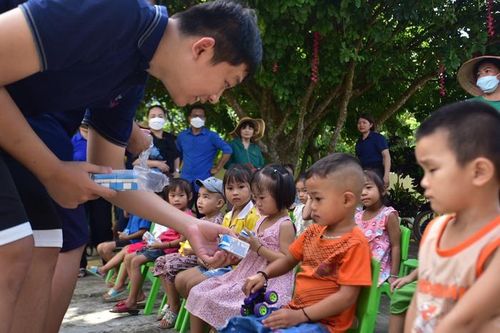Mùa hè rực rỡ của học sinh TH School