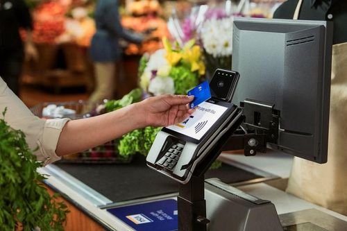 Chủ thẻ Visa có thể tự tính được lượng khí thải carbon tạo ra trong các khoản chi tiêu