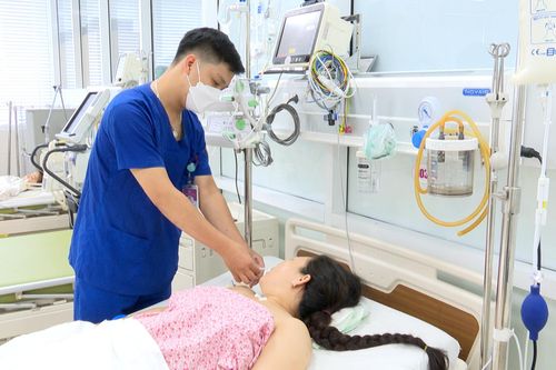 Bệnh viện Sản Nhi tỉnh Phú Thọ: Phẫu thuật cấp cứu thành công sản phụ băng huyết nặng sau sinh