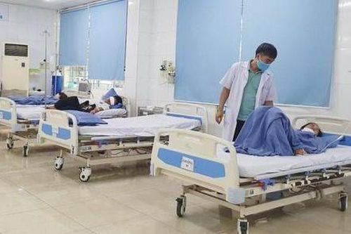 Tin mới vụ 34 du khách nhập viện ở Đà Nẵng
