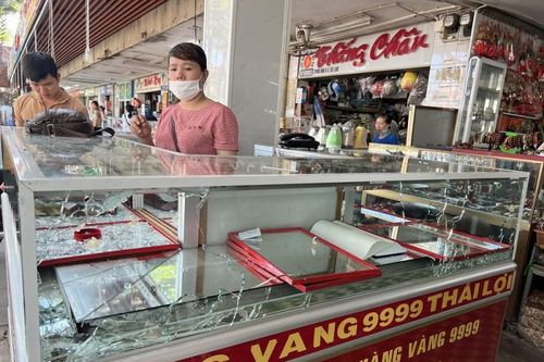 Lời khai của cựu cán bộ trại giam mang súng AK cướp tiệm vàng ở Huế