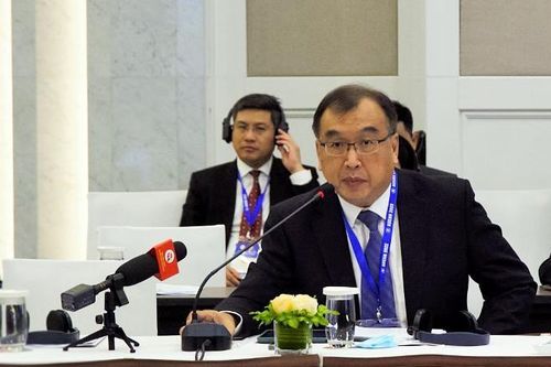Singapore biệt phái công chức vào ngân hàng, hàng không để học kỹ năng