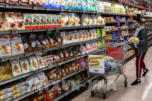 Anh đối diện với nguy cơ suy thoái sâu hơn