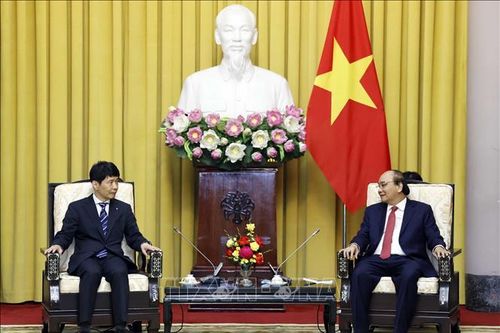 Chủ tịch nước Nguyễn Xuân Phúc tiếp Thống đốc tỉnh Gunma, Nhật Bản Yamamoto Ichita