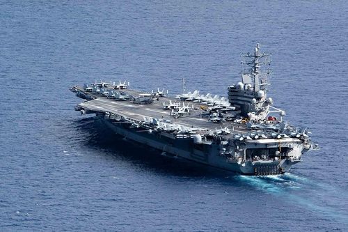 Mỹ yêu cầu tàu sân bay Ronald Reagan ở lại khu vực gần Đài Loan