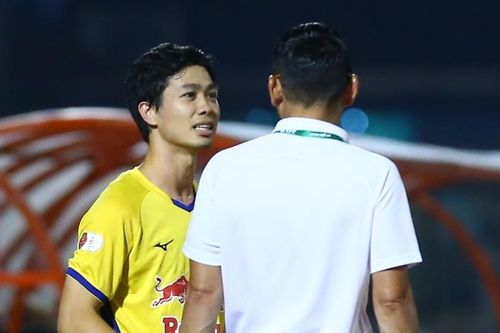 HLV Kiatisuk: 'Công Phượng quên chiến thuật'