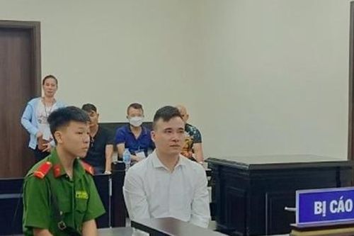 Níu kéo tình cảm không thành, gã đàn ông truy sát người tình của vợ