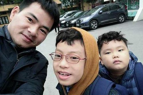 Con trai Xuân Bắc kể chuyện học Lịch sử: Đang vui thì cậu nhóc nói 1 câu khiến bố 'toát mồ hôi hột'