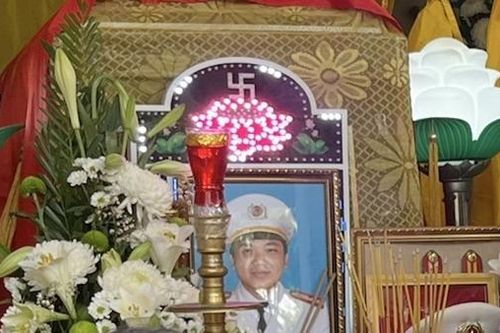 'Anh hy sinh vì cuộc sống bình yên của nhân dân'