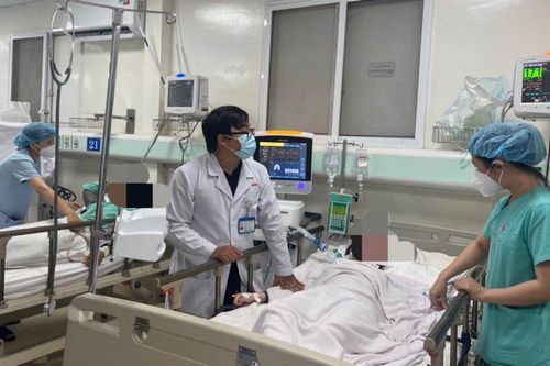 Thông tin mới vụ 8 sinh viên uống rượu, 2 người tử vong ở Thủ Đức