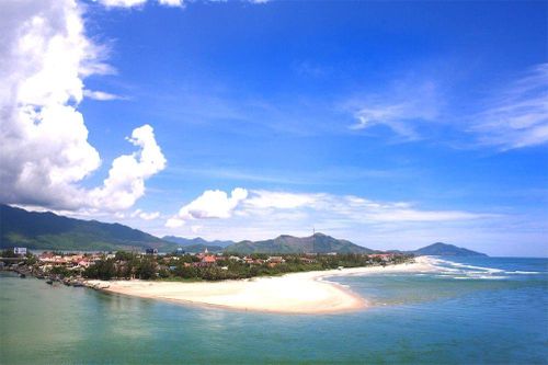Vịnh Lăng Cô - Thiên đường du lịch hấp dẫn bậc nhất đất Cố đô