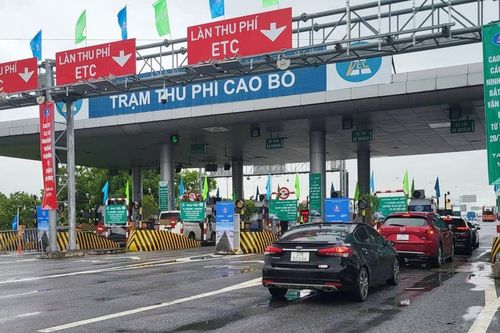 Sẽ trích dữ liệu để phạt xe chưa dán thẻ vẫn đi vào làn ETC