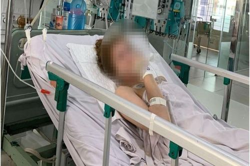 Vụ 8 người ngộ độc rượu: Chủ nhà hàng khai gì?