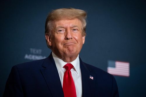 Ông Trump dẫn đầu cuộc thăm dò ủng hộ của đảng Cộng hòa