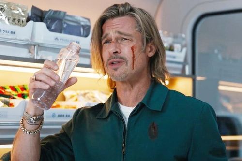 Phim của Brad Pitt đứng đầu phòng vé dù bị chê