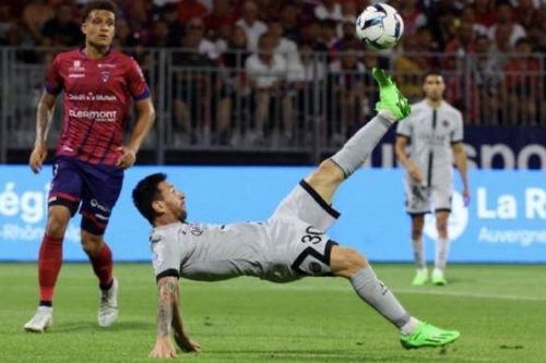Chị gái Ronaldo chê bai siêu phẩm của Messi