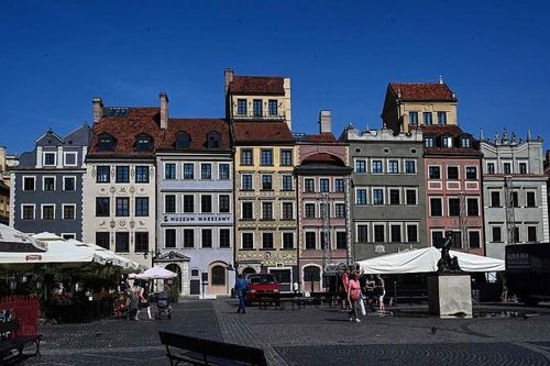 Du lịch Đông Âu ế ẩm, đìu hiu vì xung đột Nga-Ukraine