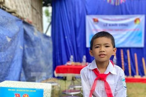 Khởi công xây dựng Ngôi nhà khăn quàng đỏ cho học sinh nghèo ở Lạng Sơn