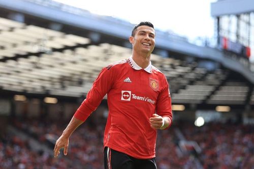 Ronaldo bắn tín hiệu cho thấy đã 'ngoan ngoãn' ở lại MU