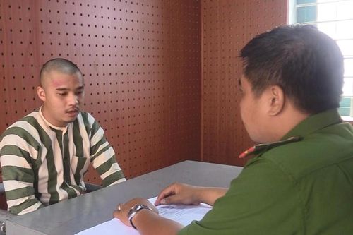 Lừa chiếm đoạt 200 triệu đồng rồi rủ bạn gái đi Vũng Tàu ăn chơi