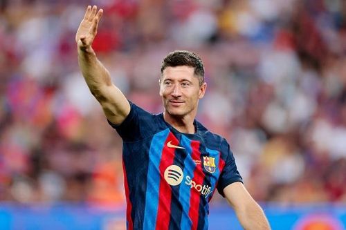 Lewandowski ghi bàn và kiến tạo trong trận thắng 6-0 của Barca