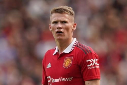 Fan MU chỉ trích McTominay đá bóng như diễn hề