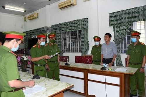 Giám đốc, Phó Giám đốc Sở Y tế tỉnh Trà Vinh bị kỷ luật cảnh cáo về mặt Đảng