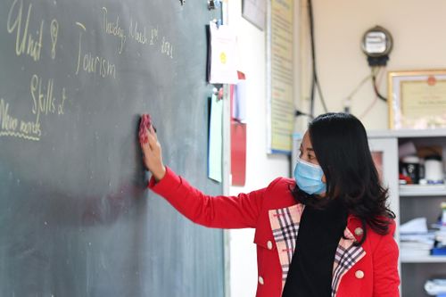 Sở GD-ĐT thiếu người trầm trọng: 'Nhiều lãnh đạo phải làm việc của chuyên viên'