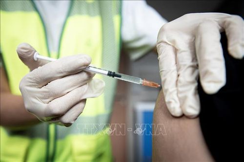Italy bắt đầu chiến dịch tiêm chủng có lựa chọn phòng bệnh đậu mùa khỉ