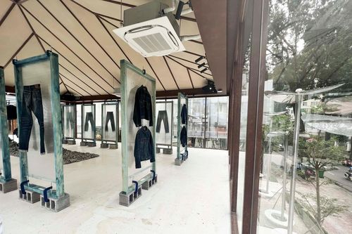 Thông điệp đặc biệt từ không gian trưng bày, sắp đặt 'Một Vải, Nghìn Vóc'