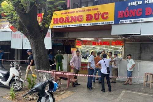 Vụ dùng súng cướp tiệm vàng tại Thừa Thiên Huế: Tước danh hiệu Công an nhân dân đối với Ngô Văn Quốc