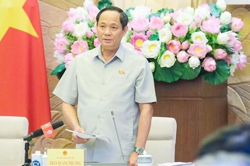Phó Chủ tịch Quốc hội, Thượng tướng Trần Quang Phương chủ trì cuộc làm việc với Bộ Y tế về thực hành tiết kiệm, chống lãng phí
